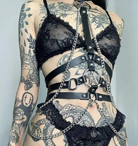50% OFF HARNESSES, BODY CHAINS, JEWELLERY, CHOKERS, GARTERS