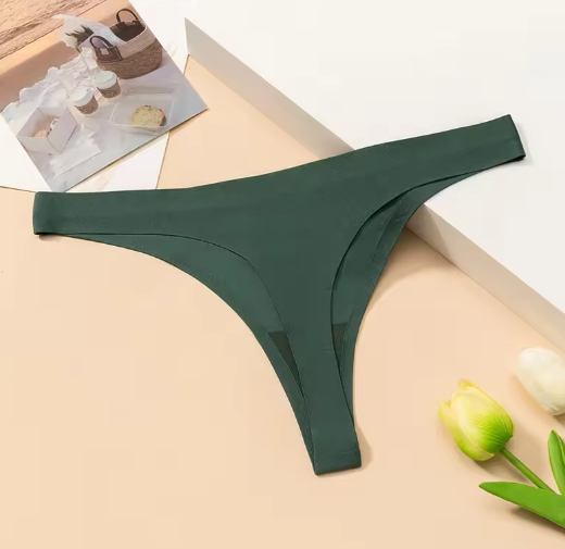 Seamless thong