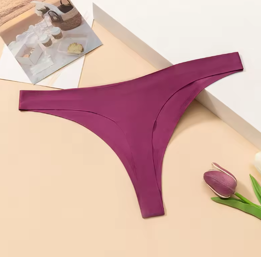 Seamless thong